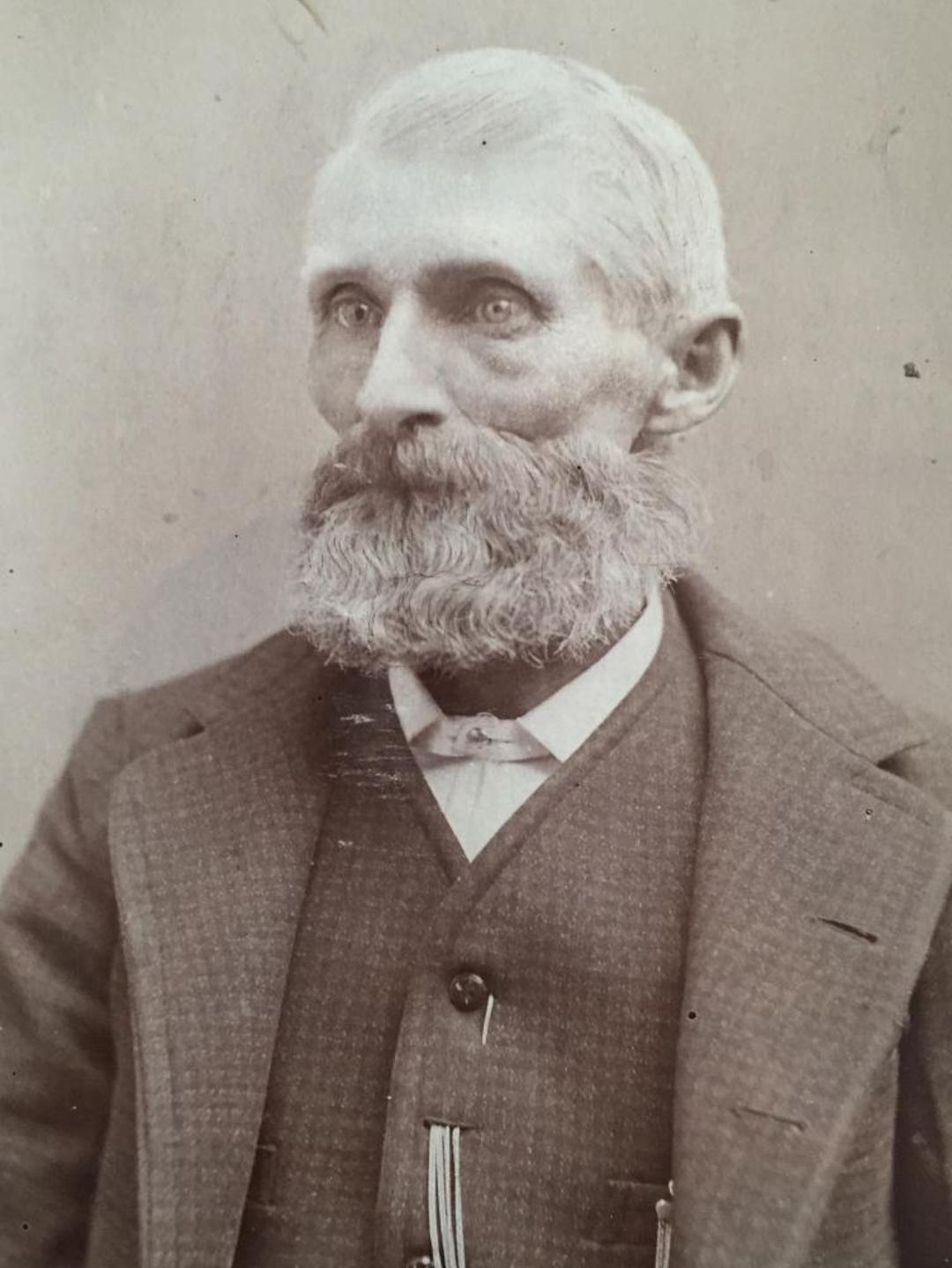 Hans Larsen (1837 - 1915) Profile